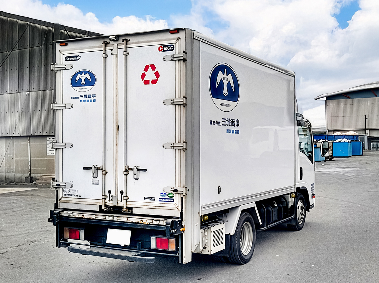 医療廃棄物収集運搬車両